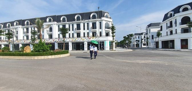 Khu đô thị Crown Villas