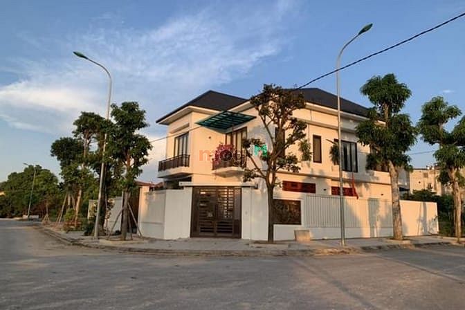 Mỏ Bạch Central Hills
