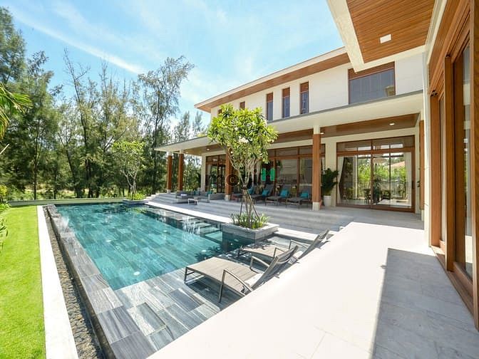 The Ocean Estates