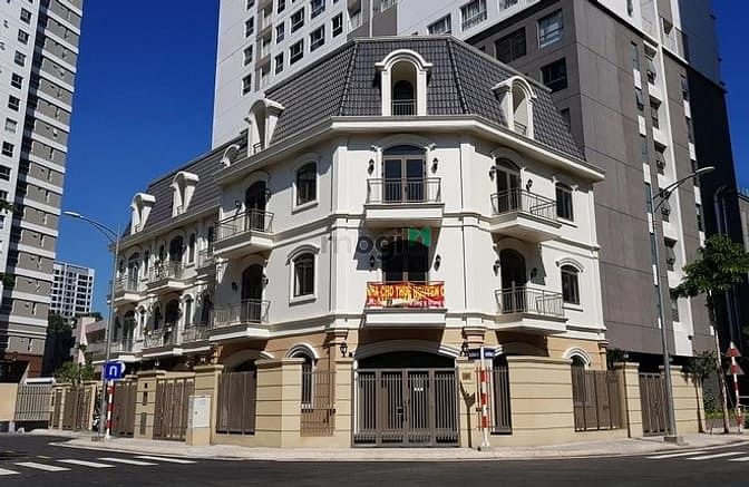 Golden Residence