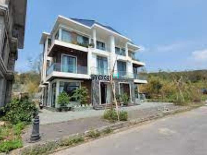 Vụng Hương Resort