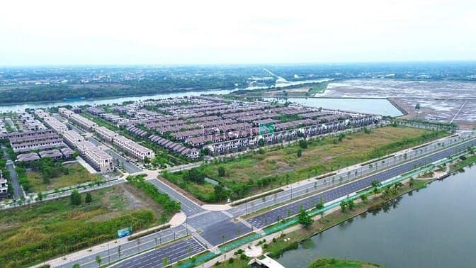 Paragon Nam Long