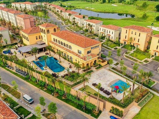 Wyndham Sky Lake Resort & Villas