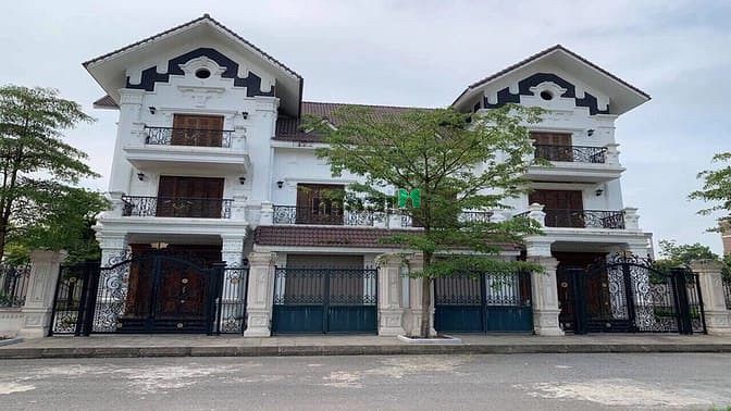 Hòa Lạc Premier Residence