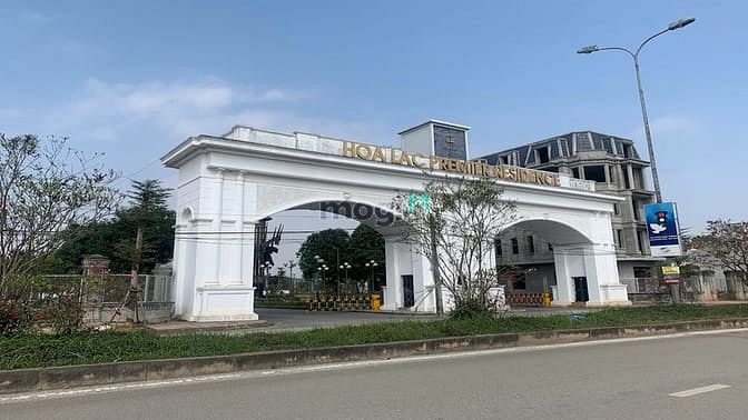Hòa Lạc Premier Residence