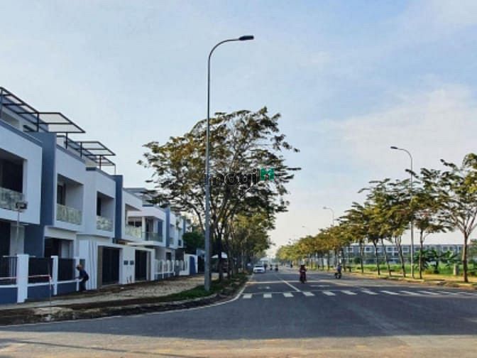 PTM Hoàng Hữu Nam