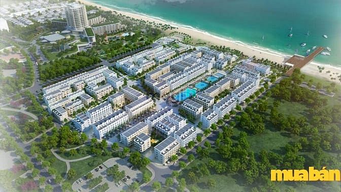 Waterfront Luxury Hotels