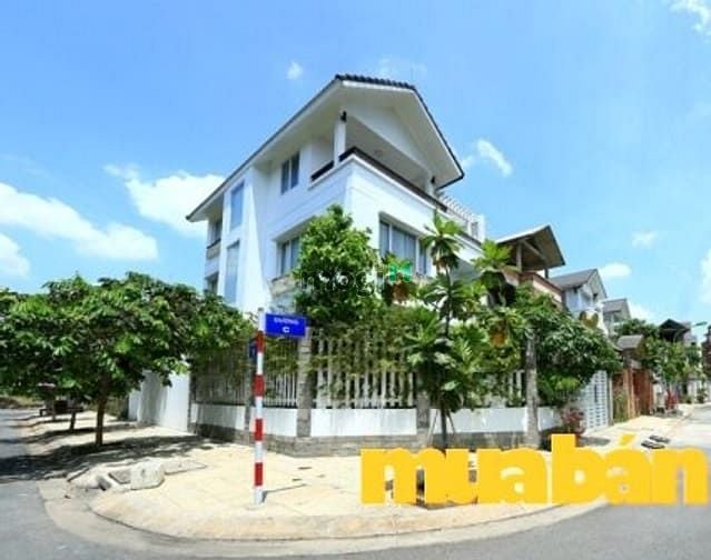 Biệt thự Hà Đô