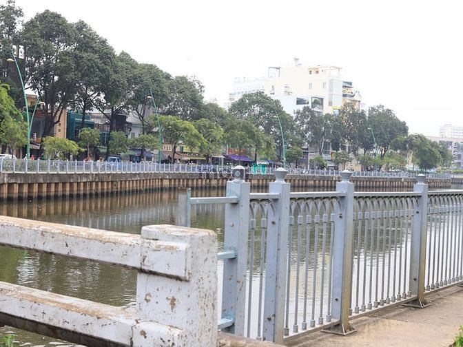 1.  Đường Hoàng Sa, Phường 12, Quận 3