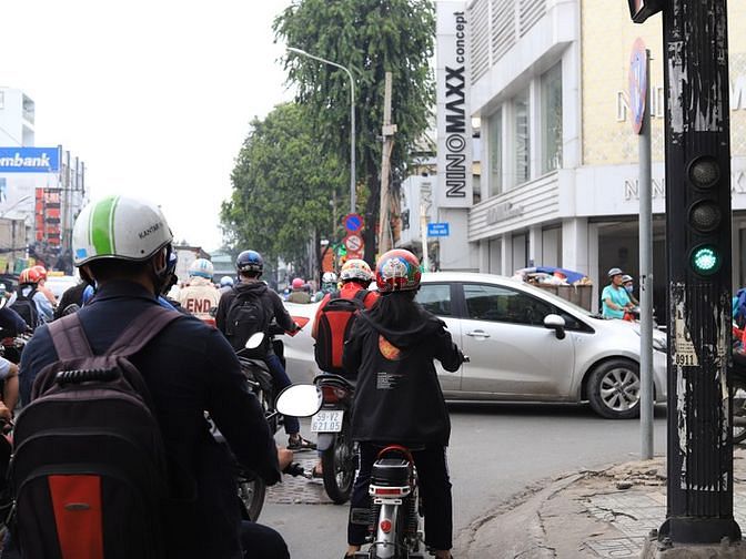 1.  Đường Quang Trung, Phường 11, Quận Gò Vấp