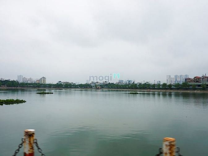 Đầm Hồng