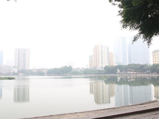 Hồ Giảng Võ, phố Trần Huy Liệu, . Giảng Võ chiều