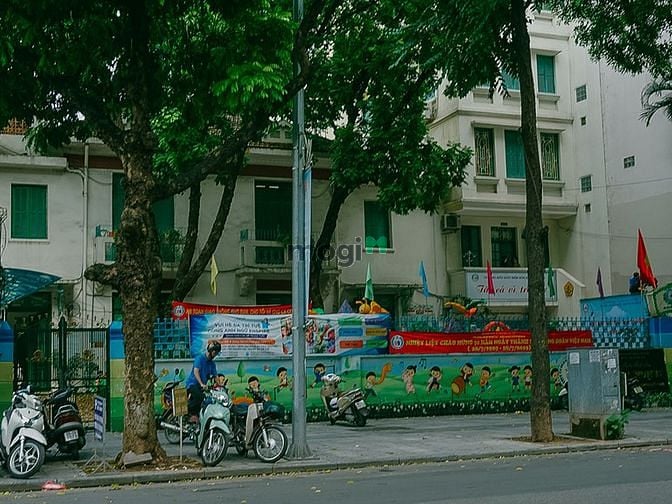 Góc đường Phan Chu Trinh, phường Phan Chu Trinh. Buổi chiều
