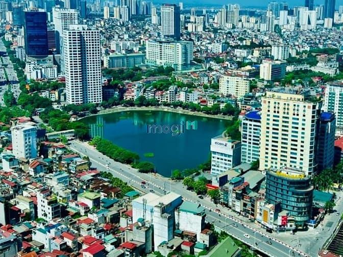 Hồ Thiền Quang, Yên Phụ