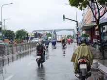 Cầu Tân Hóa, P Tân Thới Hòa trong mưa