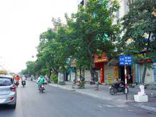 2. Đường Giải Phóng. Phường GIáp Bát. Buổi sáng