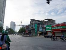 2. Góc đường Tân Mai, phường Tân Mai, buổi sáng