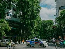 Góc đường Nguyễn Hữu Huân, phường Lý Thái Tổ. Buổi sáng