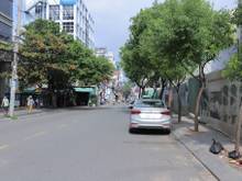 2. Đường Nguyễn Trọng Tuyển, Phường 10, Quận Phú Nhuận.