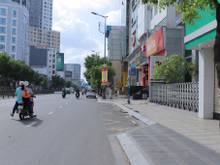 2. Đường Huỳnh Văn Bánh, Phường 11, Quận Phú Nhuận.
