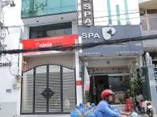 2. Đường Huỳnh Văn Bánh, Phường 12, Quận Phú Nhuận.